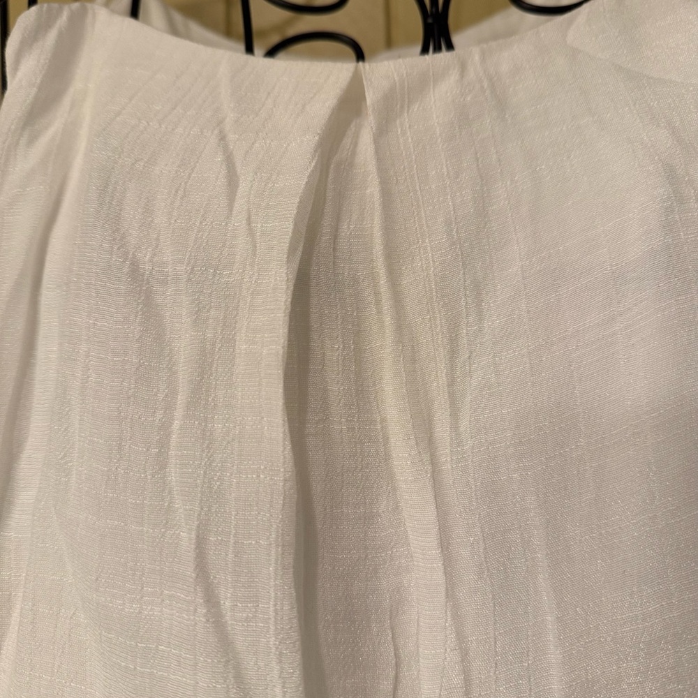 I.N. San Francisco Ivory Sleeveless Blouse